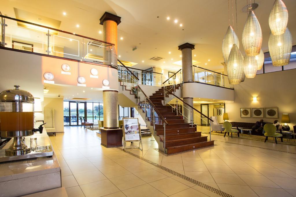 Phakalane Golf Estate Hotel Resort Gaborone Luaran gambar