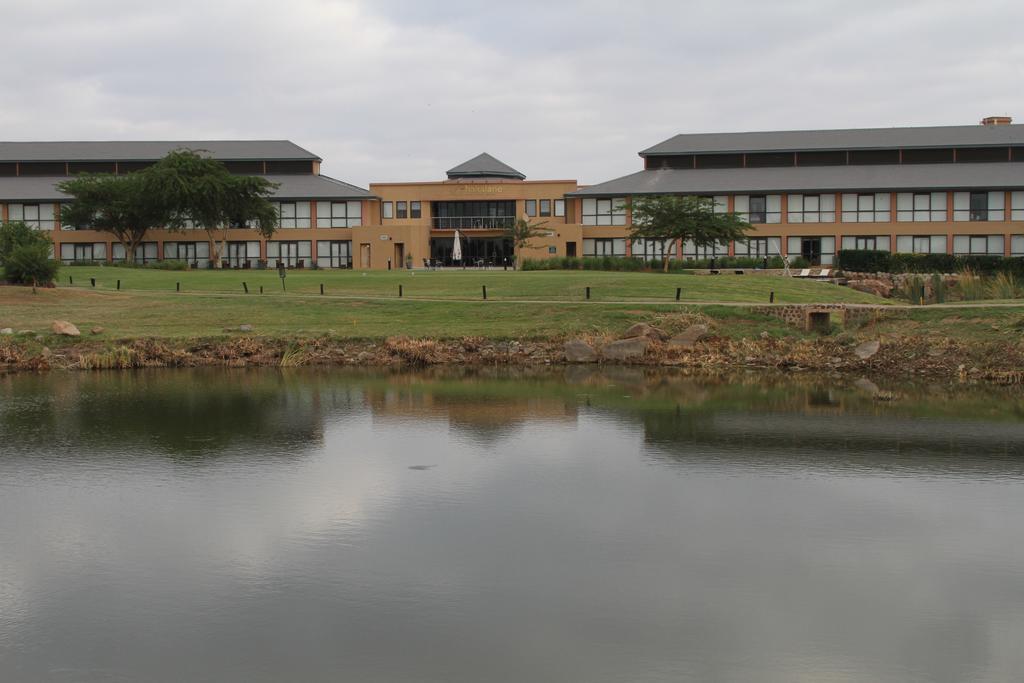 Phakalane Golf Estate Hotel Resort Gaborone Luaran gambar