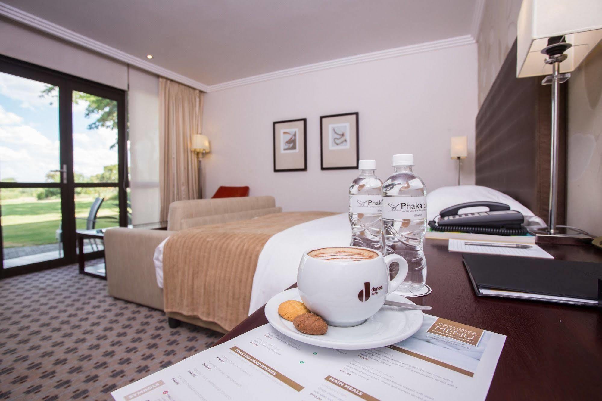 Phakalane Golf Estate Hotel Resort Gaborone Luaran gambar