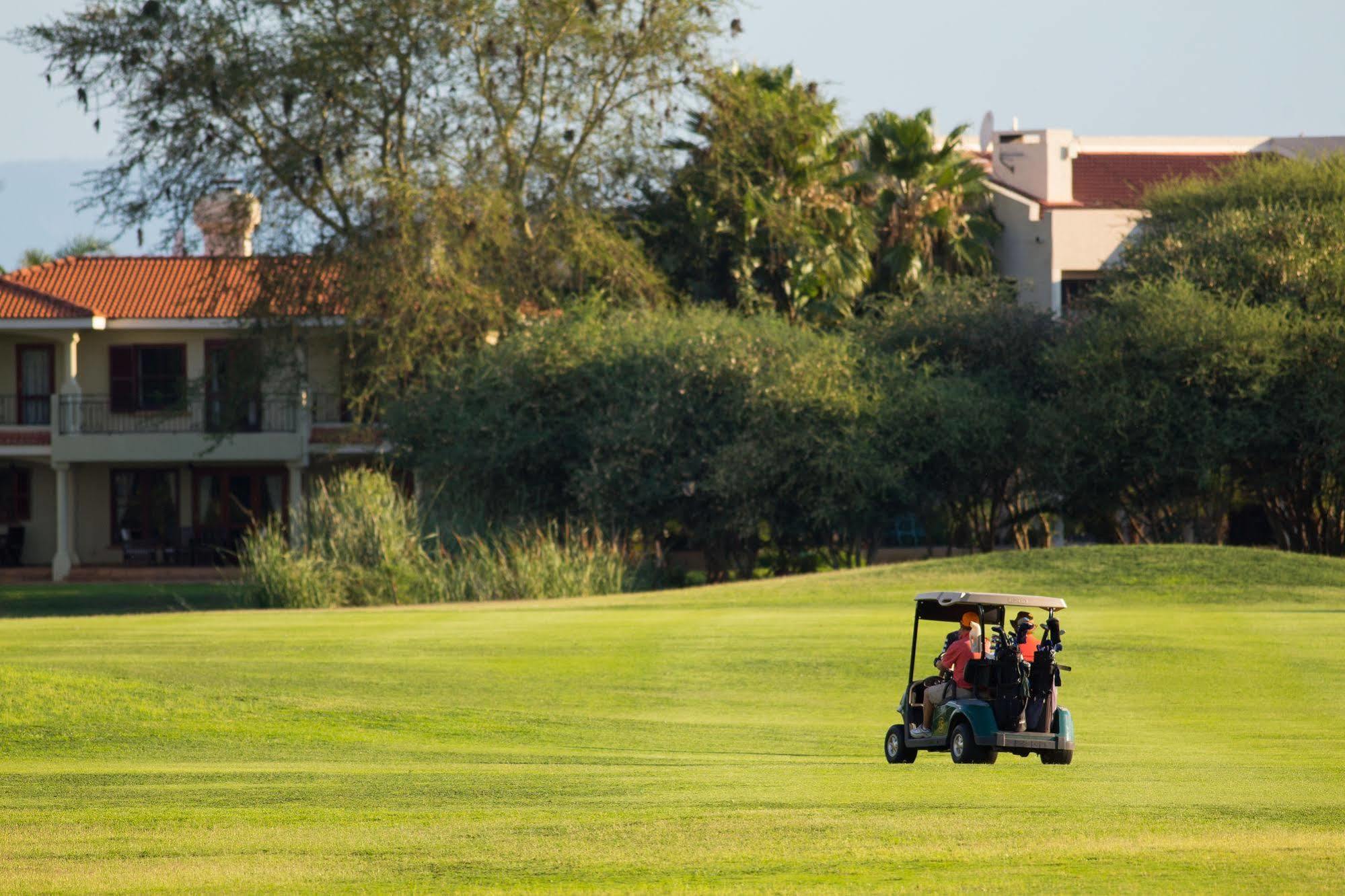 Phakalane Golf Estate Hotel Resort Gaborone Luaran gambar
